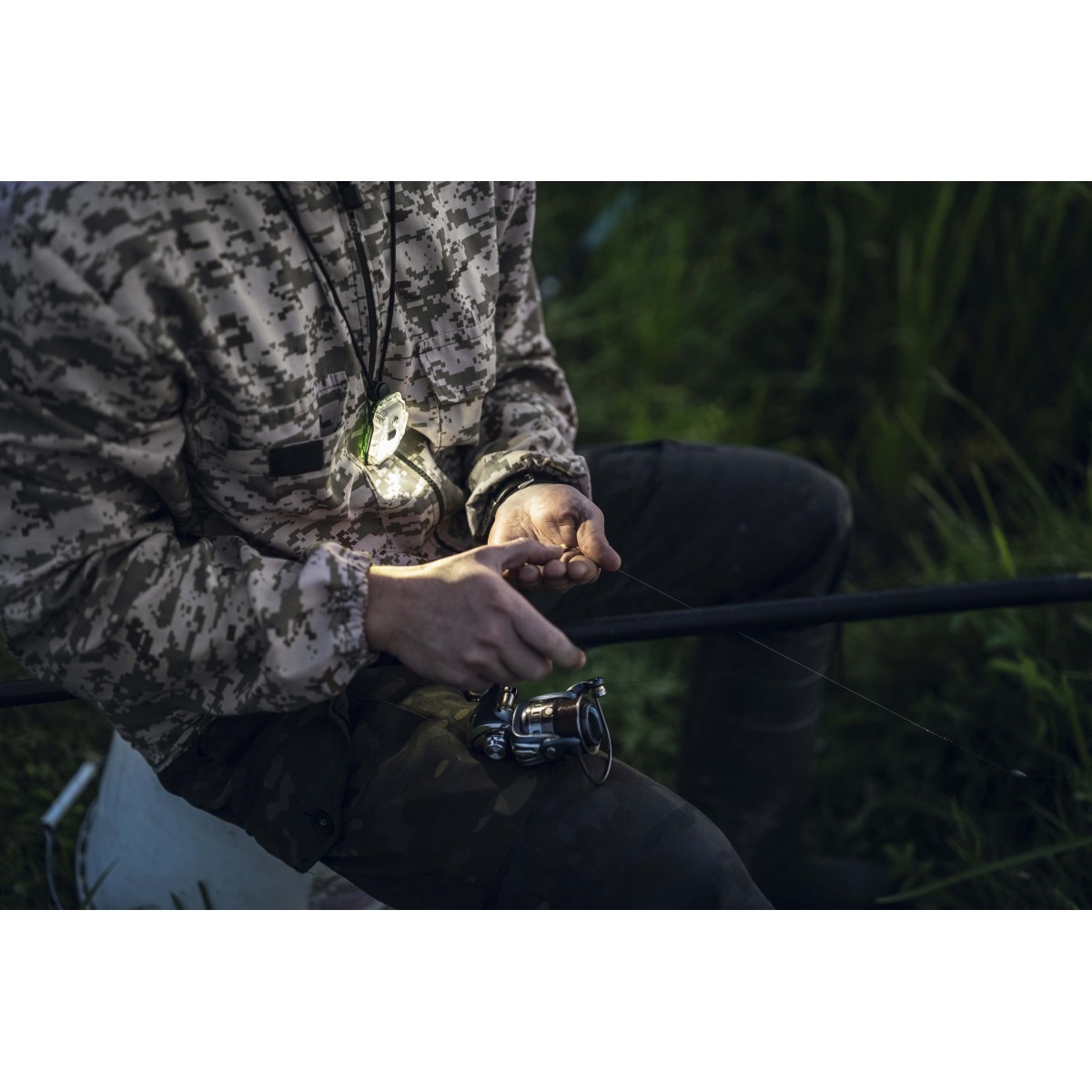 Мултиункционален челник-фенер Armytek Crystal WUV сив 6 в 1 ARMYTEK - изглед 11 - Extreme-bg.com Мултиункционален челник-фенер Armytek Crystal WUV сив 6 в 1 ARMYTEK - изглед 11