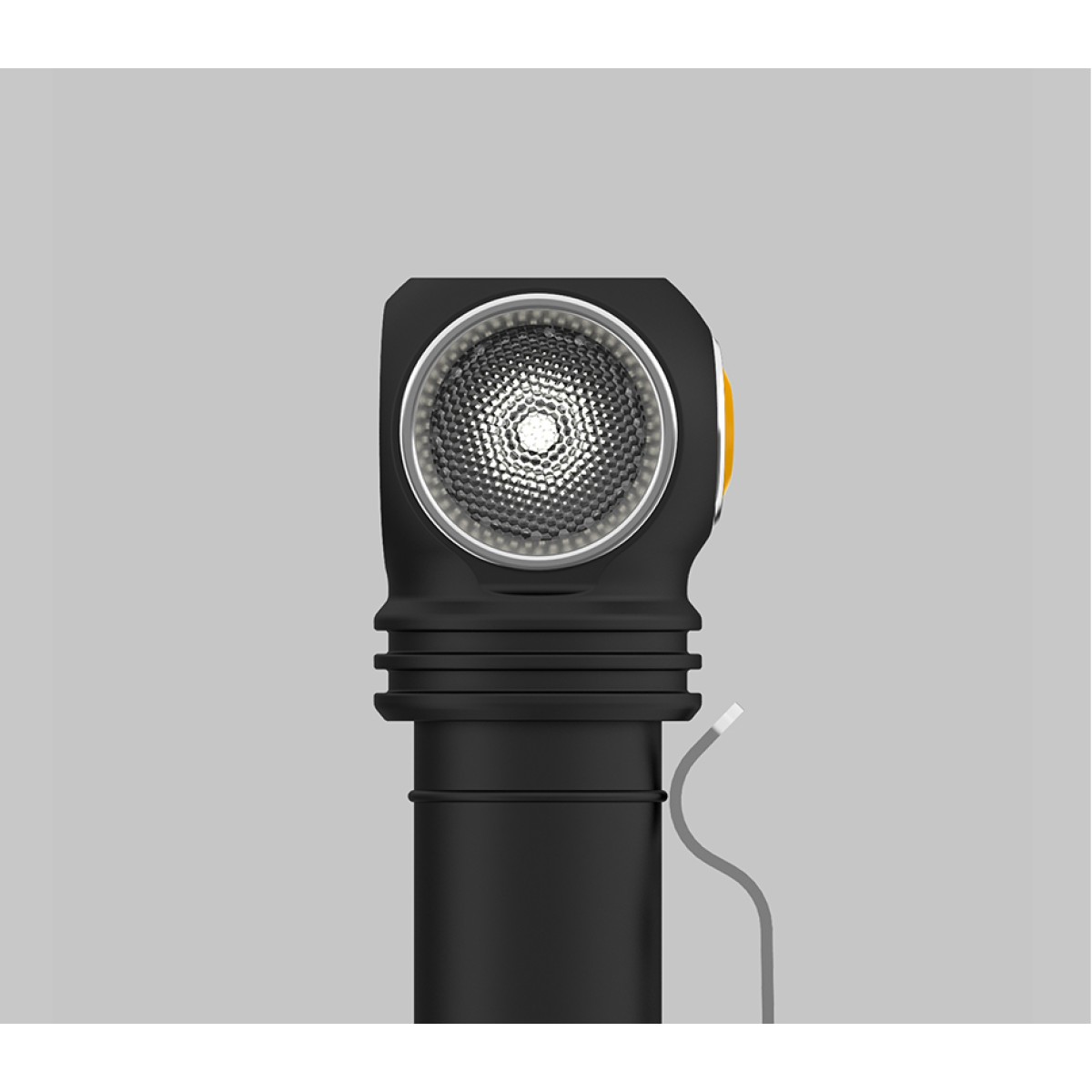 Мултиункционален челник-фенер Armytek Wizard C2 Pro студен ARMYTEK - изглед 4 - Extreme-bg.com Мултиункционален челник-фенер Armytek Wizard C2 Pro студен ARMYTEK - изглед 4