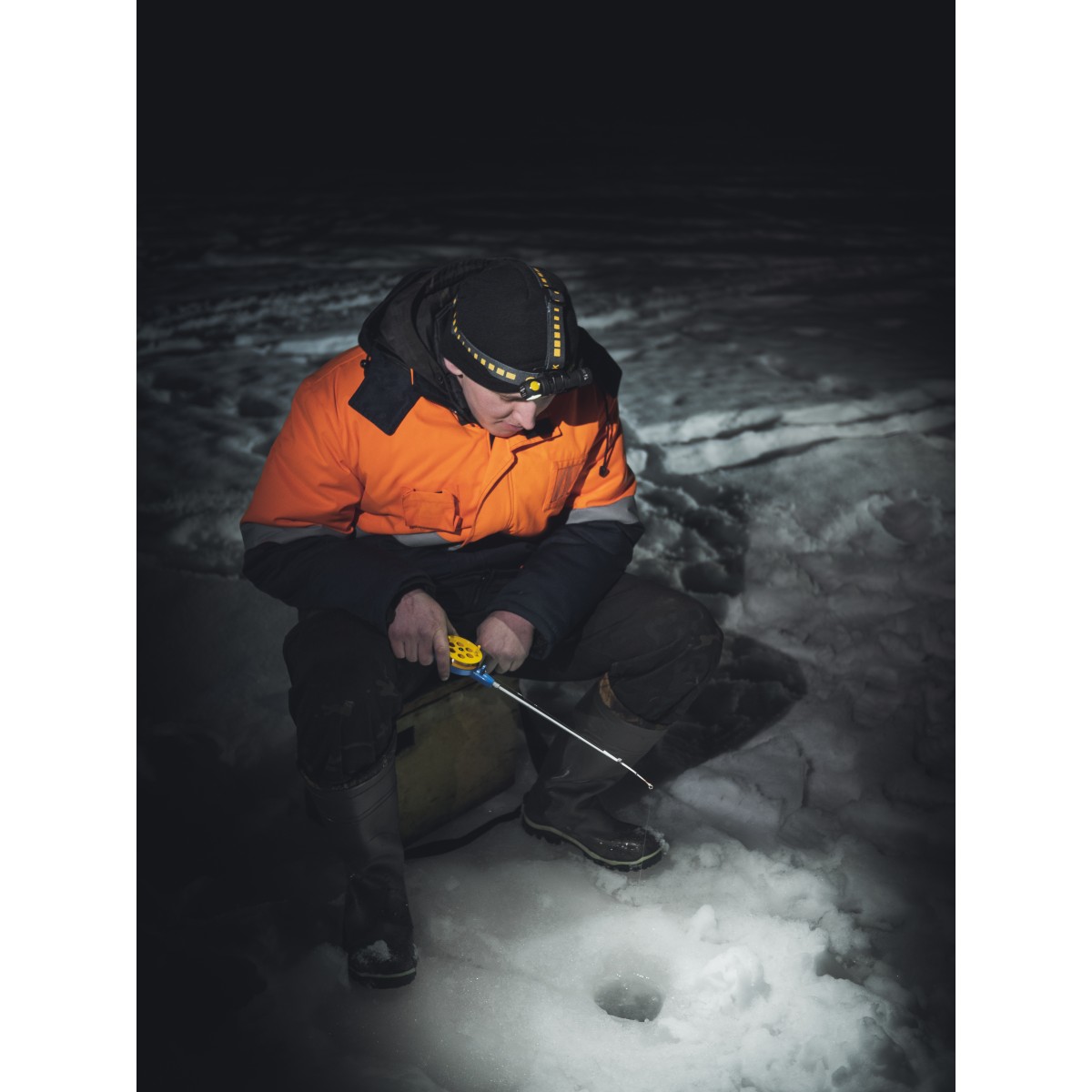 Мултиункционален челник-фенер Armytek Wizard C2 Magnet USB студен ARMYTEK - изглед 8