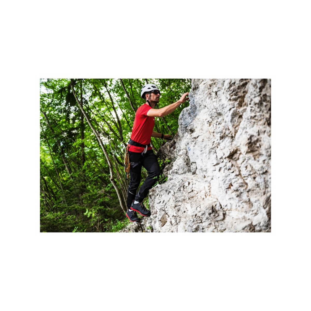 Мъжки обувки за виа ферата Alpina Joy Low 2.0 Black – Кожа Perwanger® и Vibram® Megagrip ALPINA - изглед 7 - Extreme-bg.com Мъжки обувки за виа ферата Alpina Joy Low 2.0 Black – Кожа Perwanger® и Vibram® Megagrip ALPINA - изглед 7