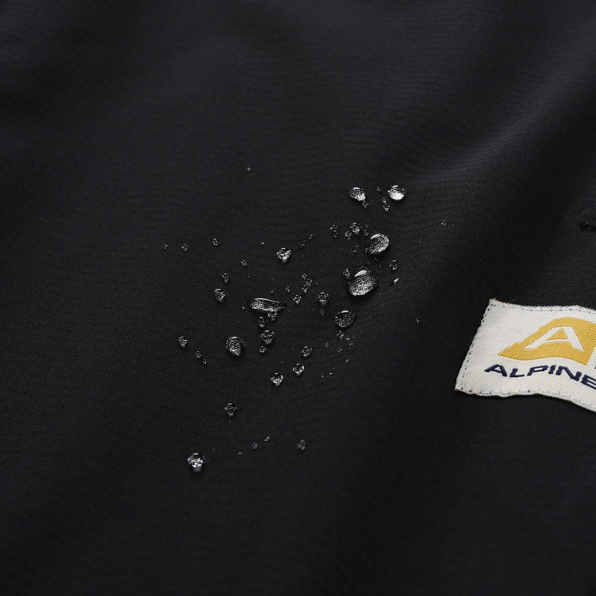 Дамски зимен софтшел панталон Shinara-W BLK ALPINE PRO - изглед 3 - Extreme-bg.com Дамски зимен софтшел панталон Shinara-W BLK ALPINE PRO - изглед 3