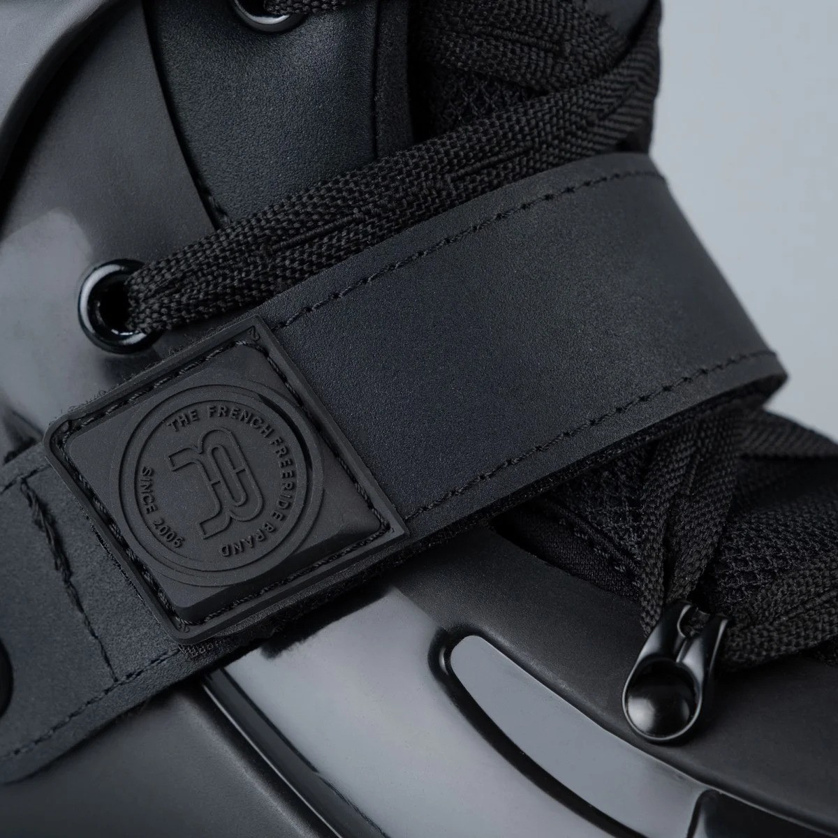 Ролери за Фристайл и Фрирайд FR Skates FRX 80 Black – Легендарна Здравина и Маневреност FR-SKATES - изглед 13 - Extreme-bg.com Ролери за Фристайл и Фрирайд FR Skates FRX 80 Black – Легендарна Здравина и Маневреност FR-SKATES - изглед 13