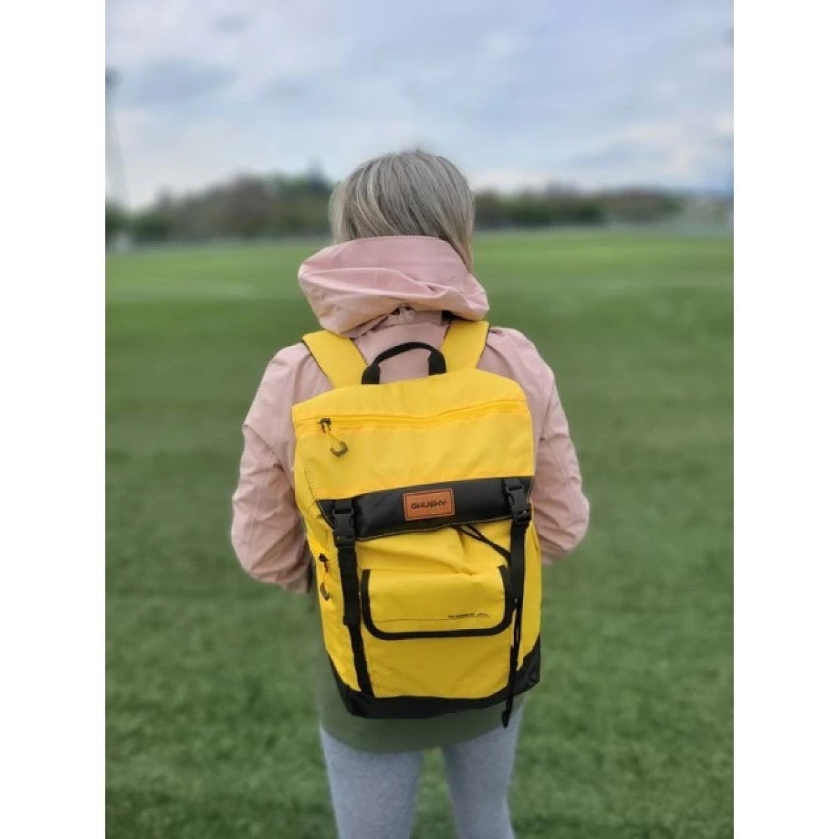 Раница за лаптоп Robber 25L yellow HUSKY - изглед 3 - Extreme-bg.com Раница за лаптоп Robber 25L yellow HUSKY - изглед 3