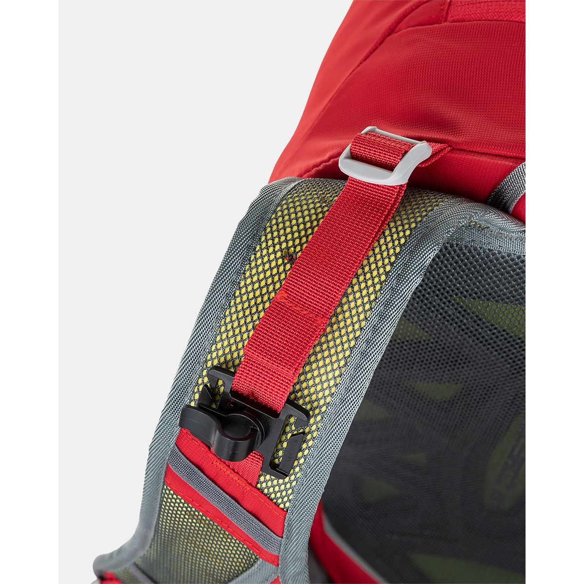 Туристическа раница Cargo 25-U RED KILPI - изглед 5 - Extreme-bg.com Туристическа раница Cargo 25-U RED KILPI - изглед 5