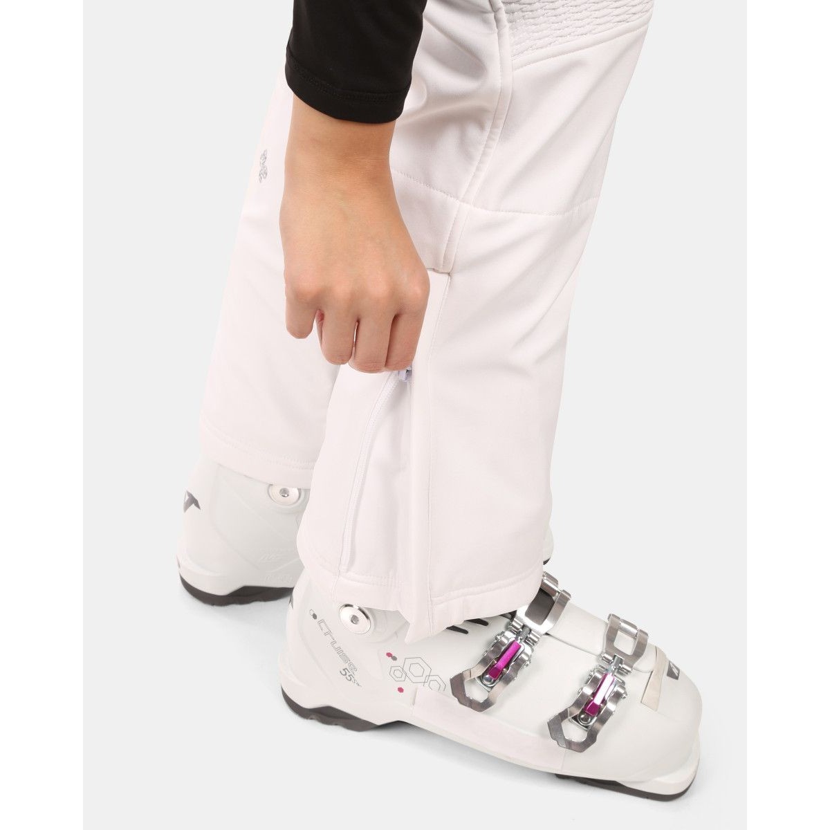 Дамски Софтшел Ски Панталон Kilpi DIONE-W ZL (Бял / Бежов) | Slim Fit KILPI - изглед 13 - Extreme-bg.com Дамски Софтшел Ски Панталон Kilpi DIONE-W ZL (Бял / Бежов) | Slim Fit KILPI - изглед 13