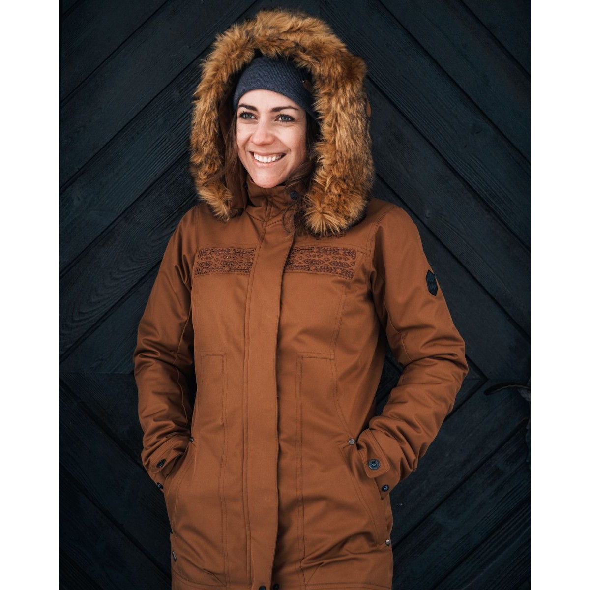 Women´s winter coat Kilpi PERU-W BRN KILPI - view 5 - Extreme-bg.com Women´s winter coat Kilpi PERU-W BRN KILPI - view 5
