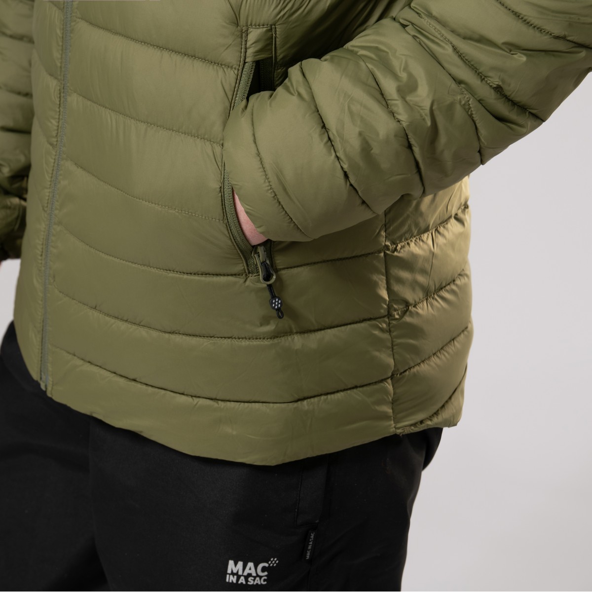 Мъжко изолационно яке Synergy с Thermolite MAC IN A SAC - изглед 11 - Extreme-bg.com Мъжко изолационно яке Synergy с Thermolite MAC IN A SAC - изглед 11