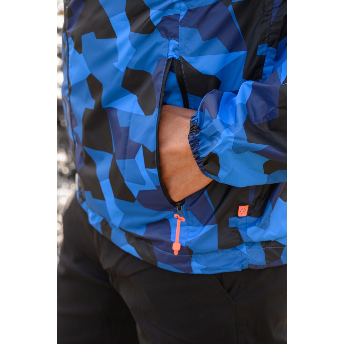 Яке водоустойчиво Mac in a Sac Origin 2 Edition Blue Camo N MAC IN A SAC - изглед 7 - Extreme-bg.com Яке водоустойчиво Mac in a Sac Origin 2 Edition Blue Camo N MAC IN A SAC - изглед 7