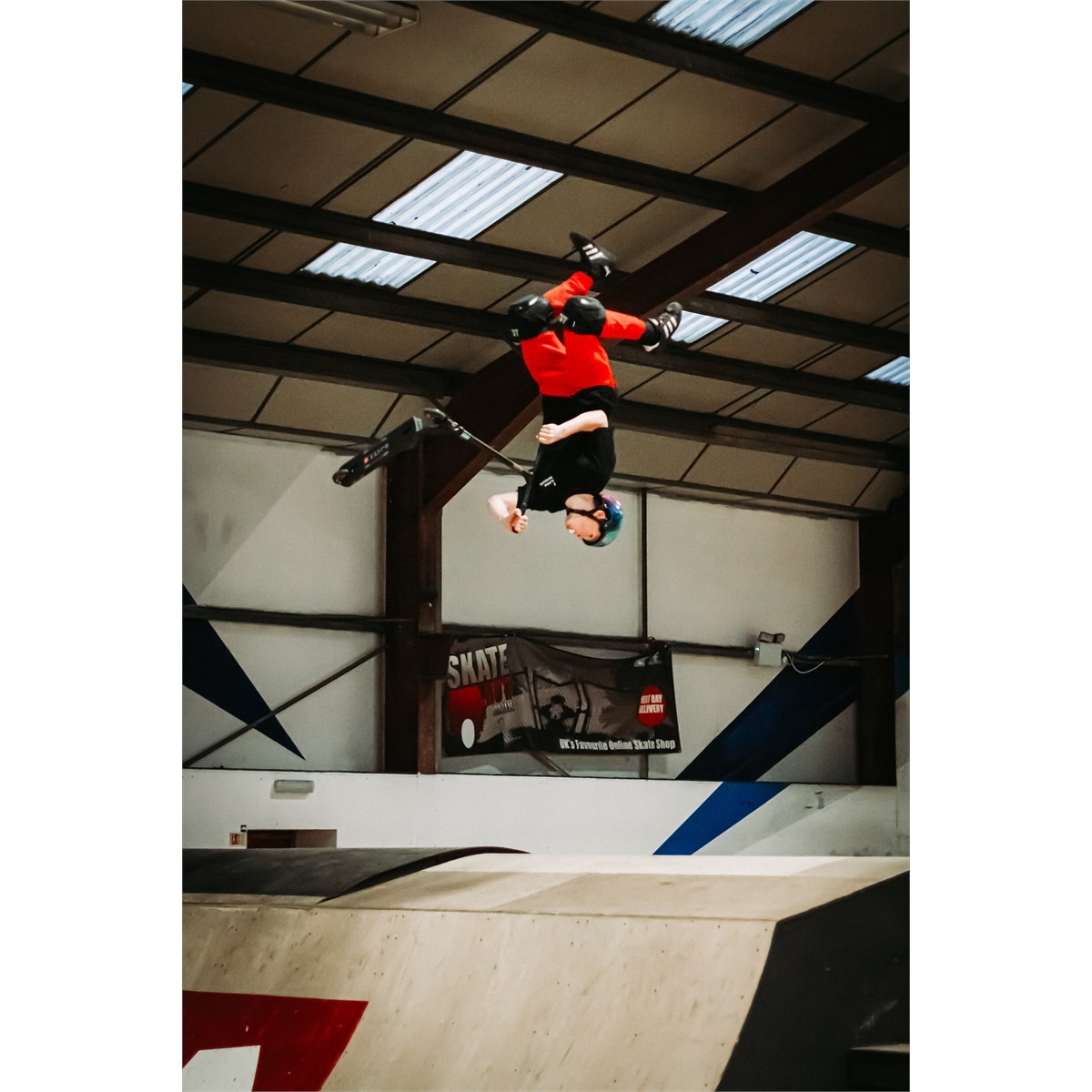 Тротинетка Slamm Classic Stunt Neo SLAMM - изглед 4 - Extreme-bg.com Тротинетка Slamm Classic Stunt Neo SLAMM - изглед 4