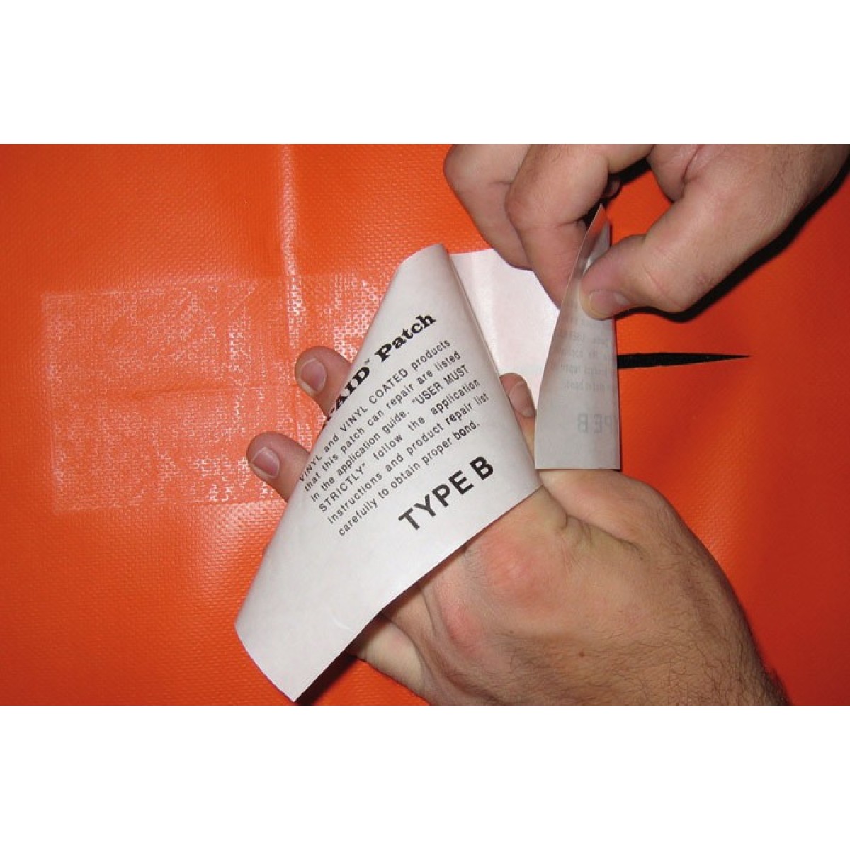 Ремонтна лепенка Tear-aid Type B TEAR-AID - изглед 4 - Extreme-bg.com Ремонтна лепенка Tear-aid Type B TEAR-AID - изглед 4