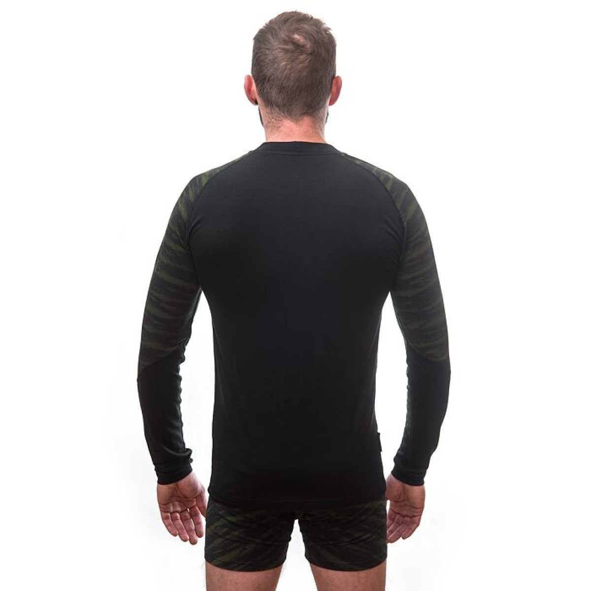 Мъжка мерино блуза IMPRESS BLK/BATIK SENSOR - изглед 5 - Extreme-bg.com Мъжка мерино блуза IMPRESS BLK/BATIK SENSOR - изглед 5
