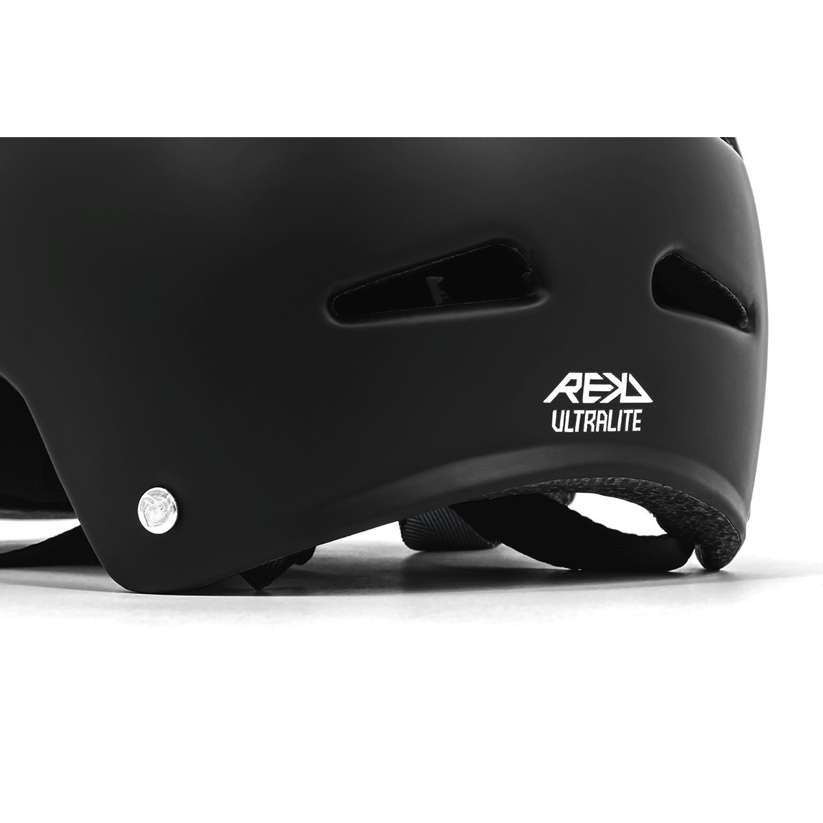 Юношеска каска REKD Ultralight In-mold REKD - изглед 10 - Extreme-bg.com Юношеска каска REKD Ultralight In-mold REKD - изглед 10